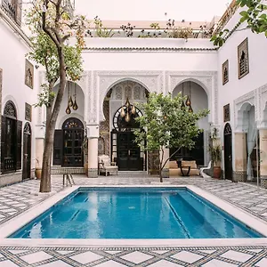 رياض وسبا القاضي الدار الزرقاء رياد